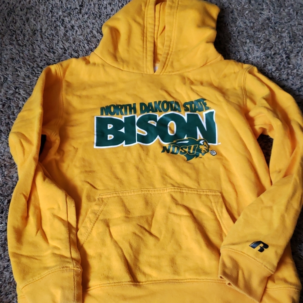 NDSU Bison boys hooded swearshirt size large
